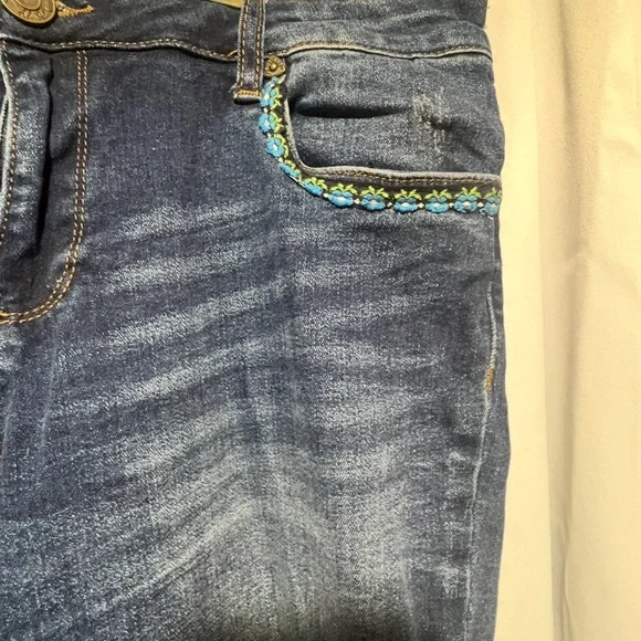 Kut from the Kloth Ardiss Jeans 11 Blue Distressed Raw Hem Boho Trim Stretch - Picture 3 of 6